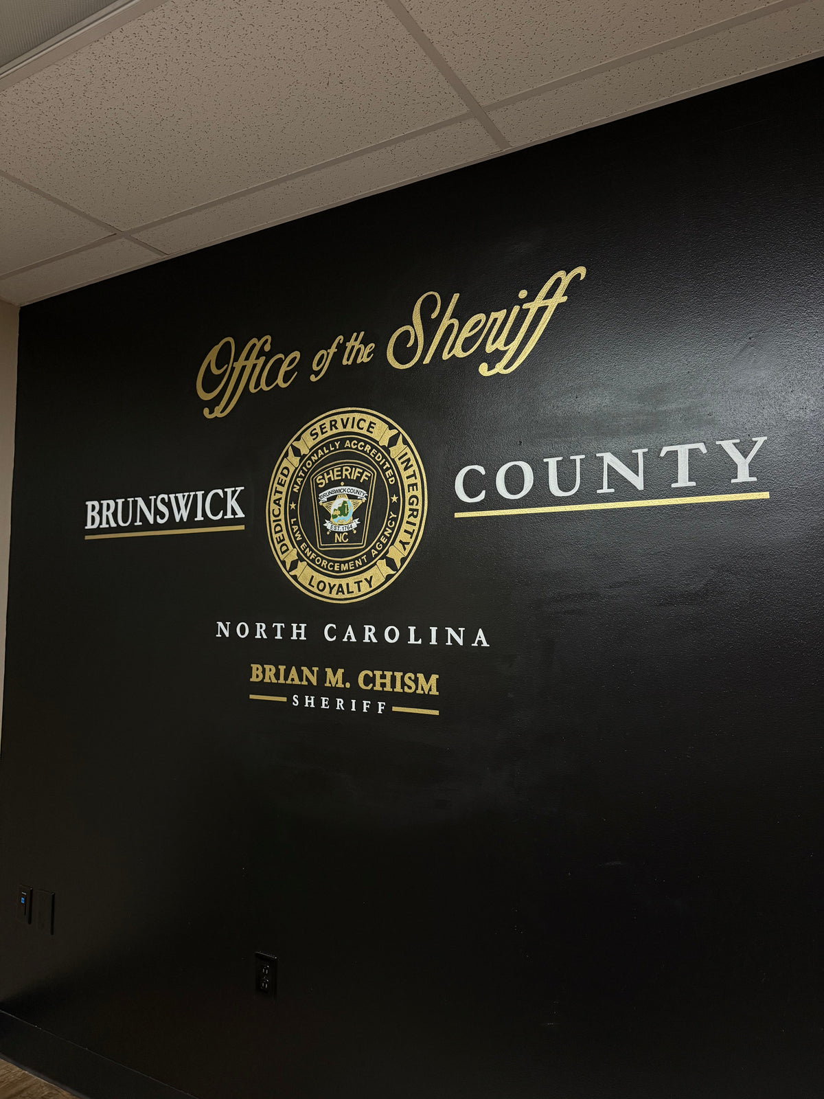 SHERIFF OFFICE LETTERING