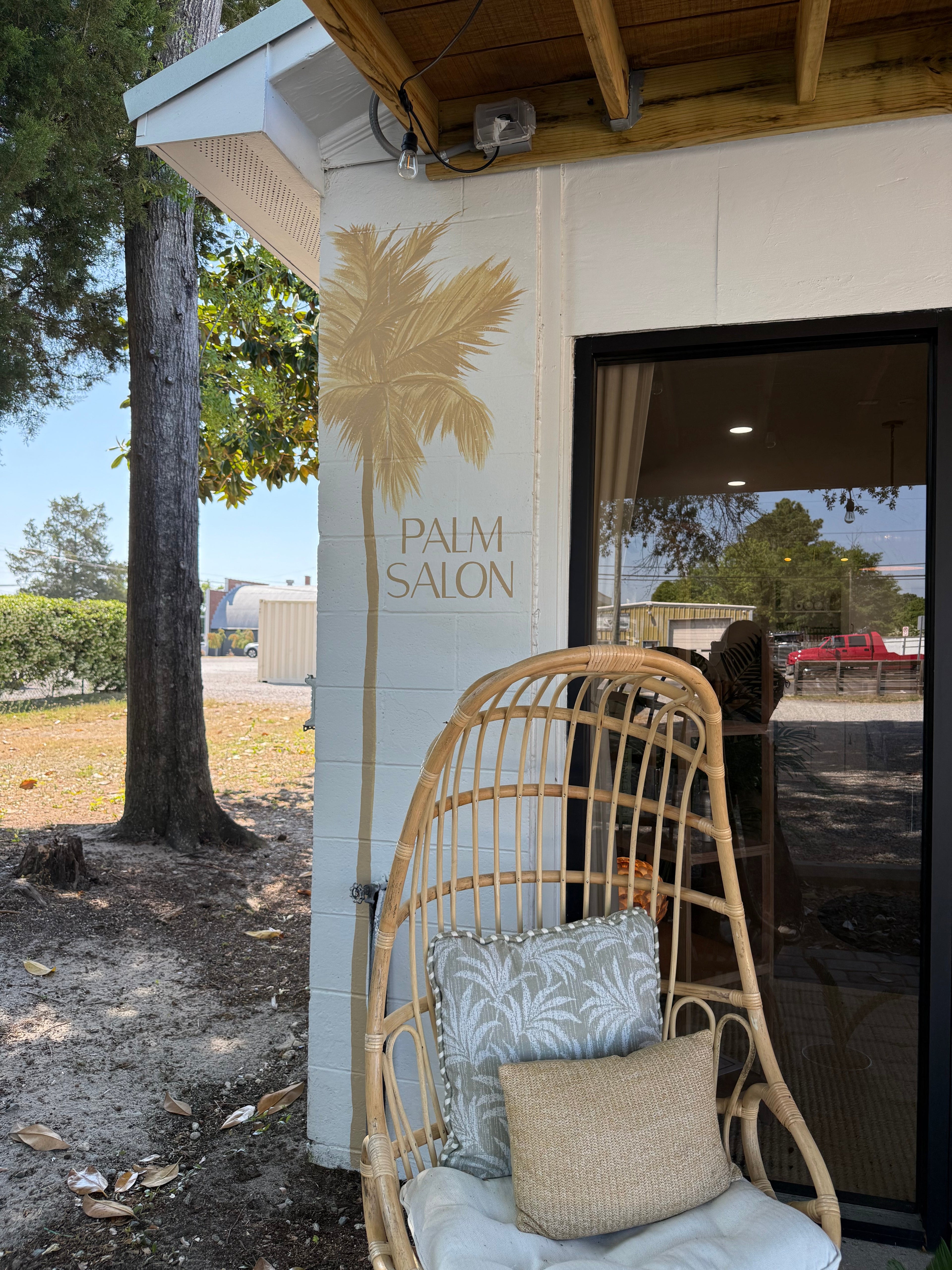PALM SALON